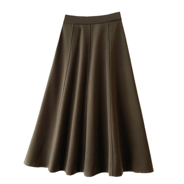 a line pleated wpomen skirt